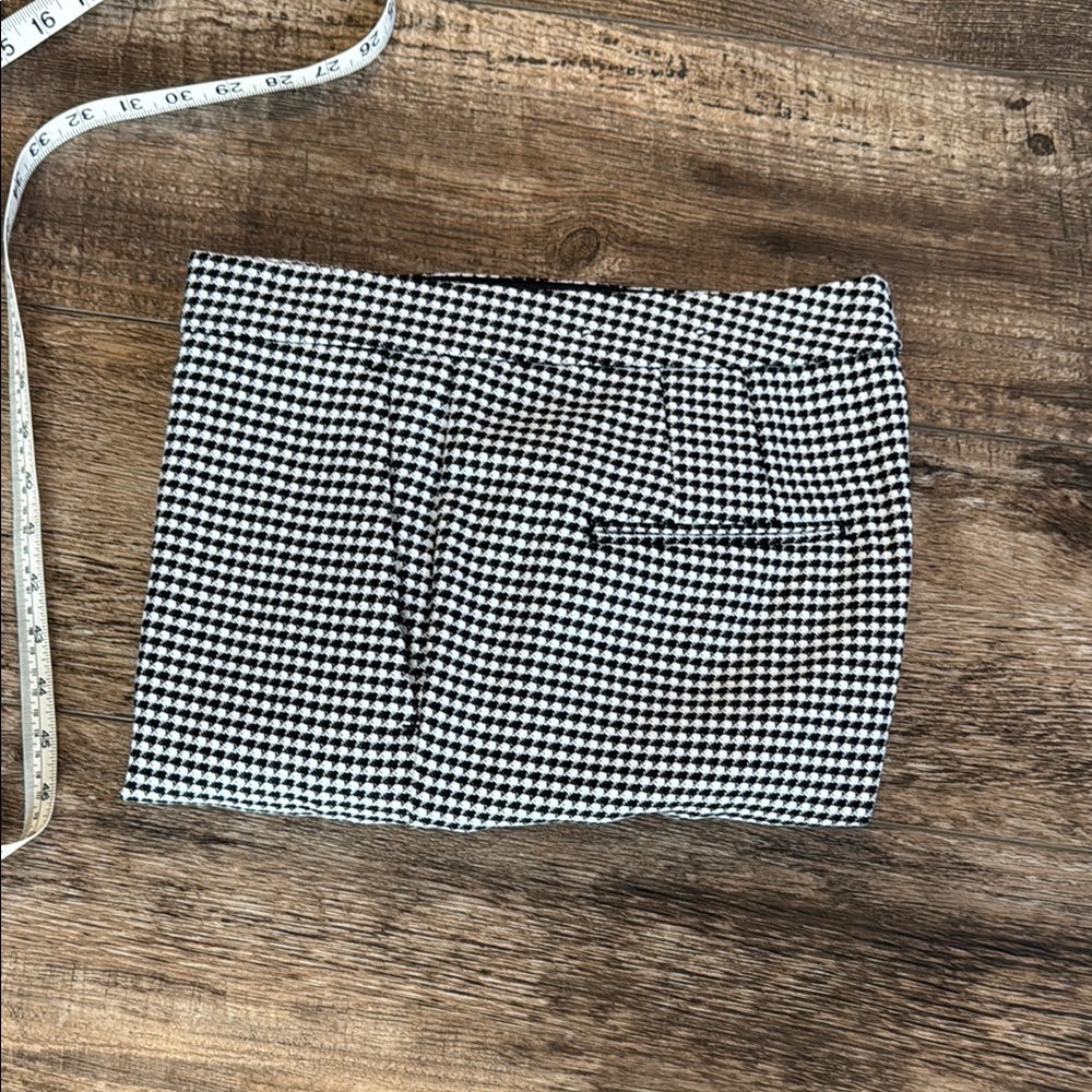ANN TAYLOR Black and White Checkered Cuffed Trousers - Picture 2 of 7